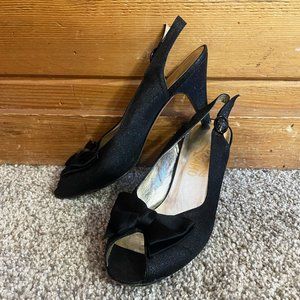Salvatore Ferragamo Sparkle black bow front peep toe heel 7b